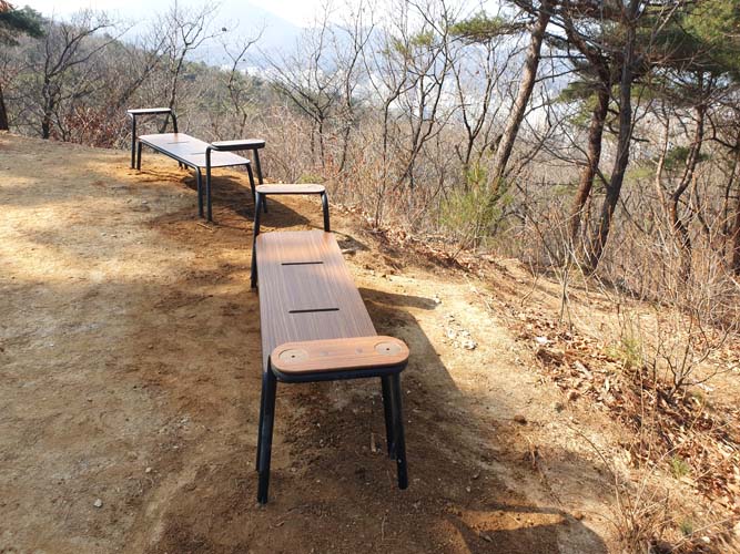 Clip Bench
