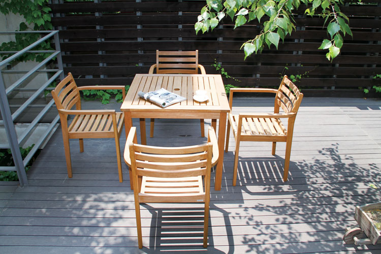 Square Table