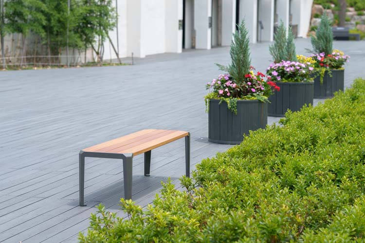 Modern chamfer Bench