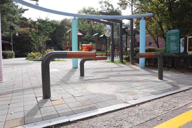Line Bench