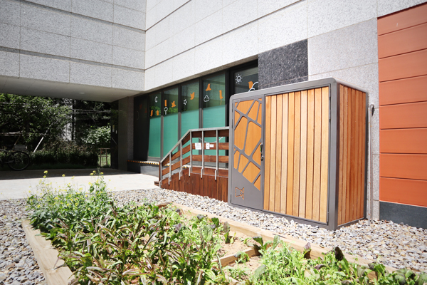 Seoul Forest Riverview Xi Apartment