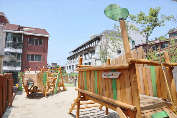 Dogumeori Daycare Center