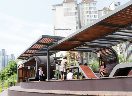 Winner of the Yangjaecheon Complex Facility Design Contest