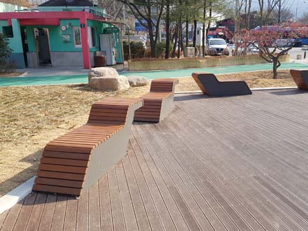 데크 벤치