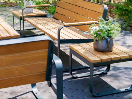 Cubo Table & Stool